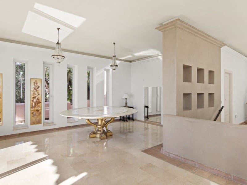 5 Zimmer Villa zu verkaufen in Marbella mit Pool - 1.450.000 € (Ref: 9576520)