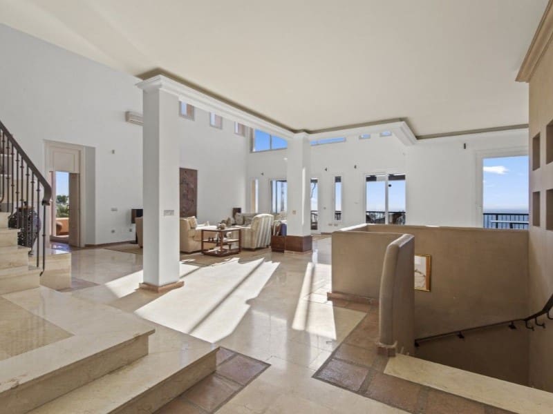 5 Zimmer Villa zu verkaufen in Marbella mit Pool - 1.450.000 € (Ref: 9576520)