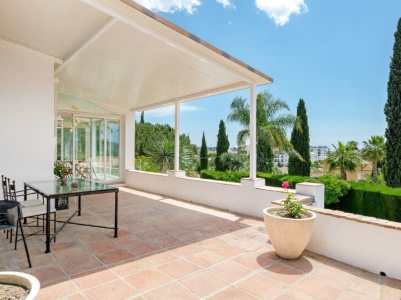 Chalet de 4 habitaciones en Mijas Golf en venta con piscina - 1.380.000 € (Ref: 9576521)