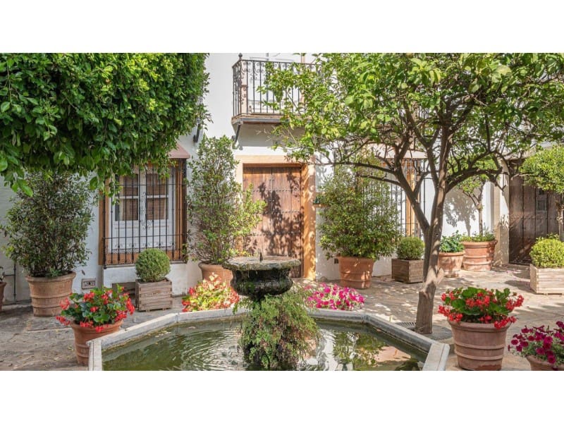 3 soveværelse Semi-Rækkehus til salg i Los Monteros - € 1.150.000 (Ref: 9576523)