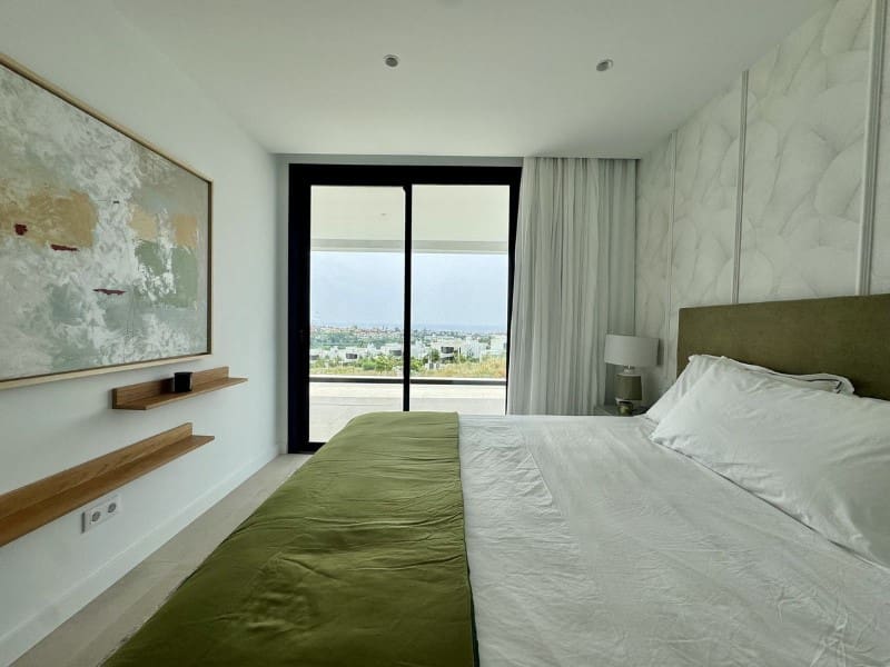 6 quarto Moradia para venda em New Golden Mile com piscina - 2 980 000 € (Ref: 9576526)