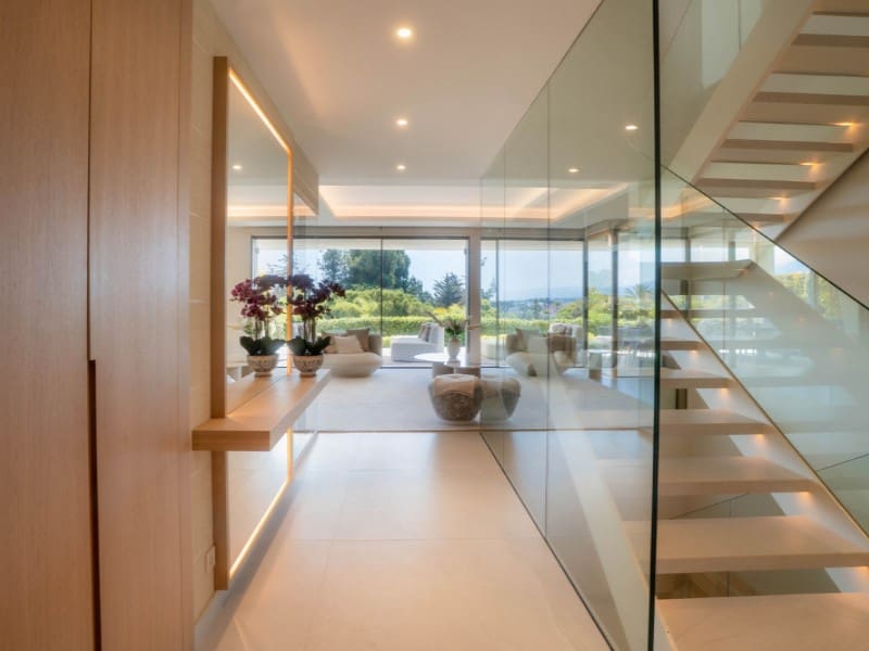 4 sypialnia Willa na sprzedaż w Nueva Andalucia z basenem - 4 495 000 € (Ref: 9576527)