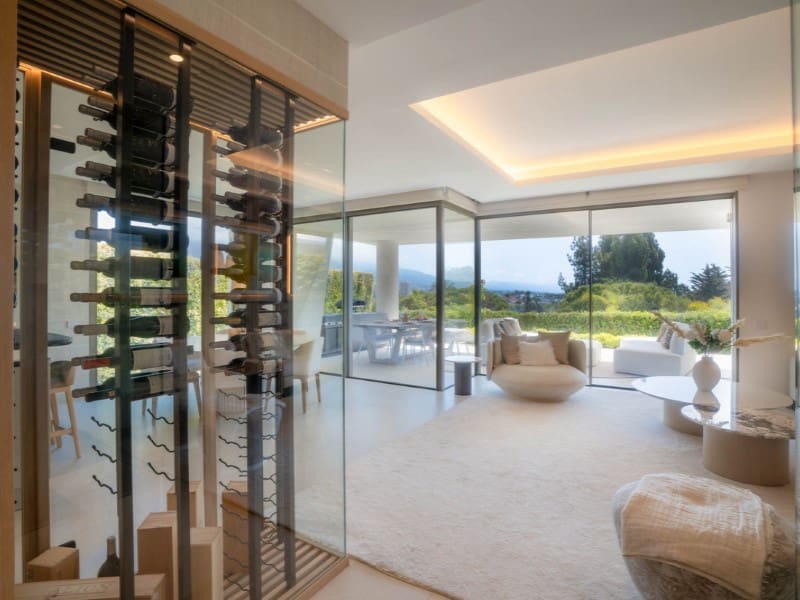 4 sypialnia Willa na sprzedaż w Nueva Andalucia z basenem - 4 495 000 € (Ref: 9576527)