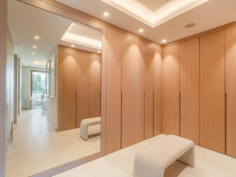 4 sypialnia Willa na sprzedaż w Nueva Andalucia z basenem - 4 495 000 € (Ref: 9576527)