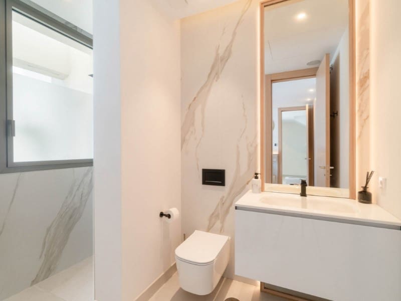 4 sypialnia Willa na sprzedaż w Nueva Andalucia z basenem - 4 495 000 € (Ref: 9576527)