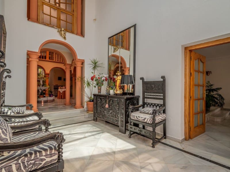 4 makuuhuone Huvila myytävänä paikassa Benalmadena mukana uima-altaan - 2 850 000 € (Ref: 9578716)