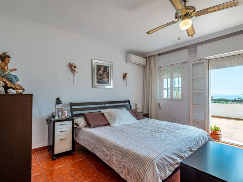 4 makuuhuone Huvila myytävänä paikassa Benalmadena mukana uima-altaan - 2 850 000 € (Ref: 9578716)