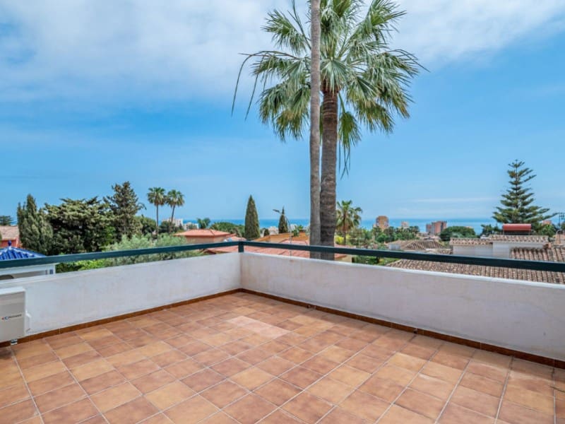 4 makuuhuone Huvila myytävänä paikassa Benalmadena mukana uima-altaan - 2 850 000 € (Ref: 9578716)