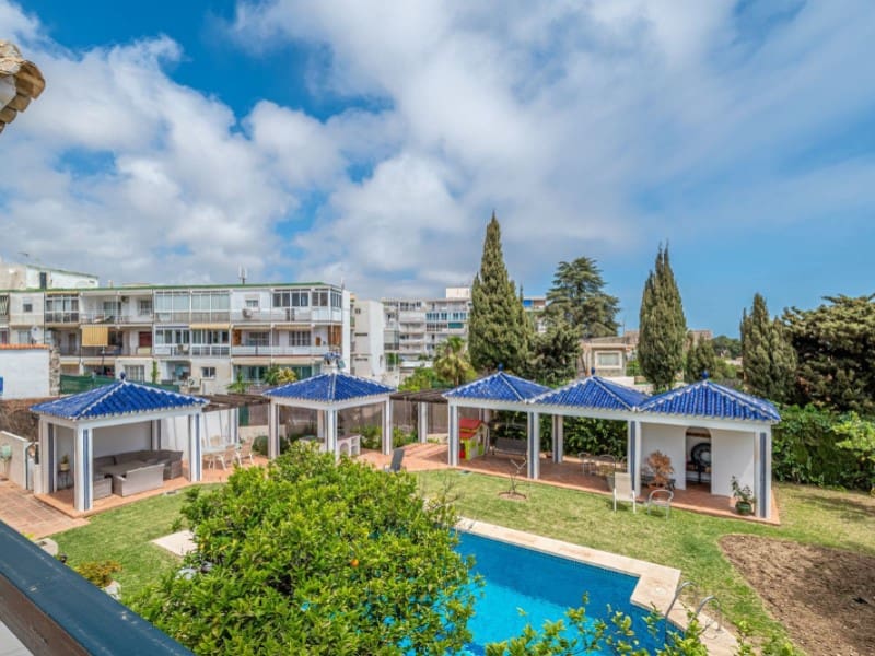 4 makuuhuone Huvila myytävänä paikassa Benalmadena mukana uima-altaan - 2 850 000 € (Ref: 9578716)