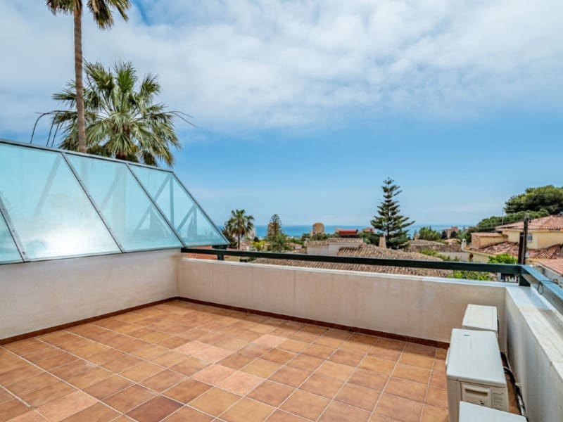 4 makuuhuone Huvila myytävänä paikassa Benalmadena mukana uima-altaan - 2 850 000 € (Ref: 9578716)