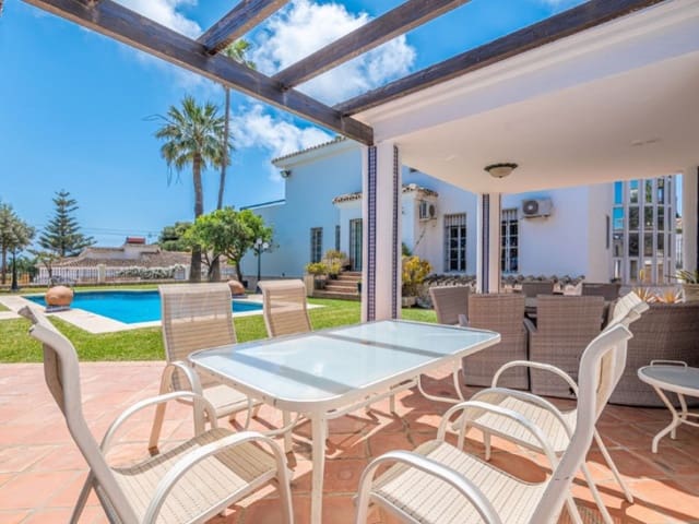 4 makuuhuone Huvila myytävänä paikassa Benalmádena pueblo, Benalmádena mukana uima-altaan - 2 850 000 € (Ref: 9578716)