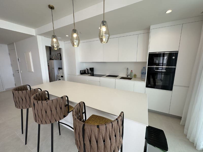 Apartamento de 2 habitaciones en Fuengirola en venta con piscina - 585.000 € (Ref: 9578719)