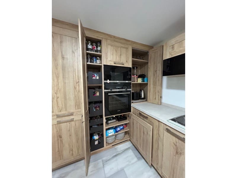 4 slaapkamer Villa te koop in El Paraiso met zwembad - € 700.000 (Ref: 9578720)