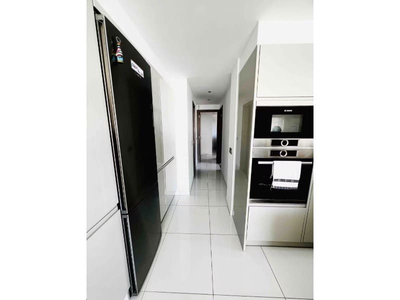 2 bedroom Apartment for sale in Marbella - € 1,650,000 (Ref: 9578721)