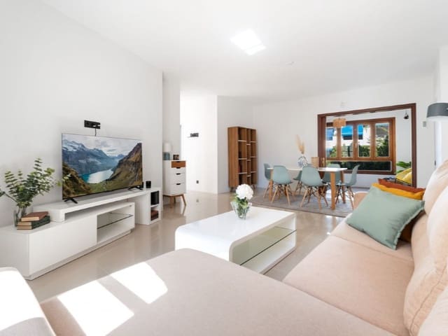 3 slaapkamer Appartement te koop in Puerto Banus, Marbella met garage - € 595.000 (Ref: 9578722)