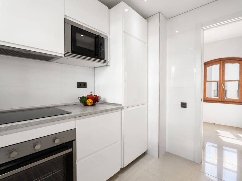 3 slaapkamer Appartement te koop in Puerto Banus met garage - € 595.000 (Ref: 9578722)