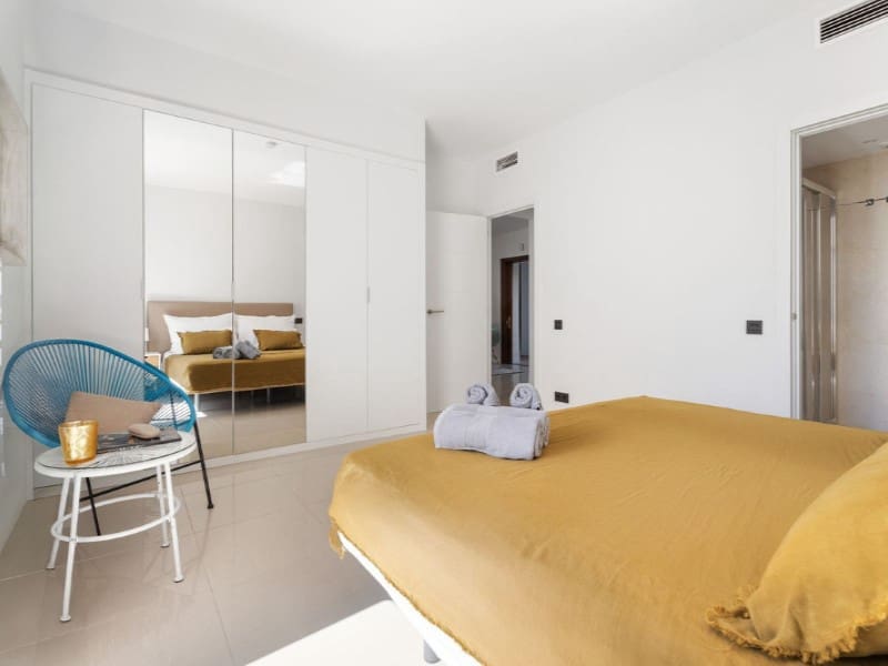 3 slaapkamer Appartement te koop in Puerto Banus met garage - € 595.000 (Ref: 9578722)