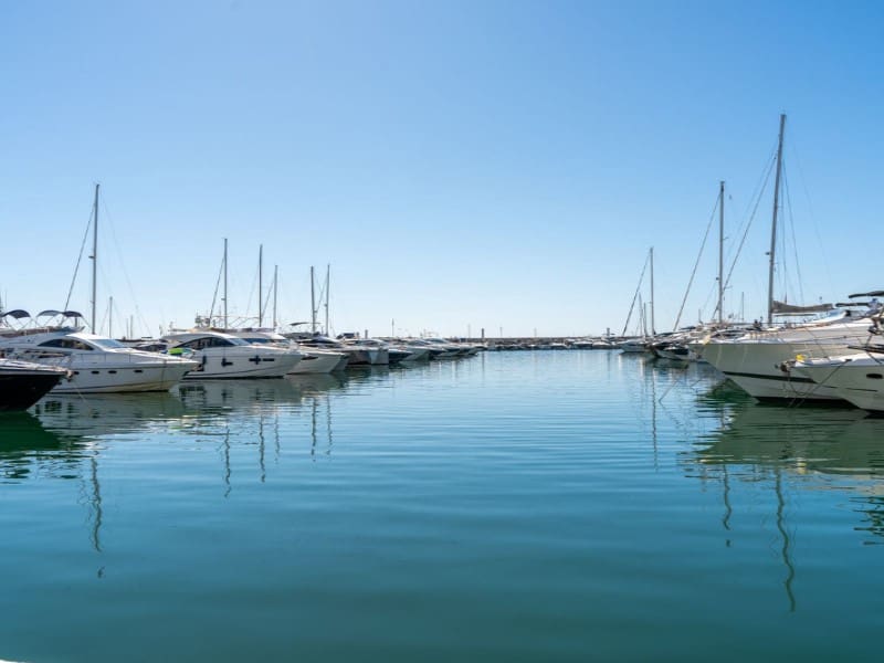 3 slaapkamer Appartement te koop in Puerto Banus met garage - € 595.000 (Ref: 9578722)