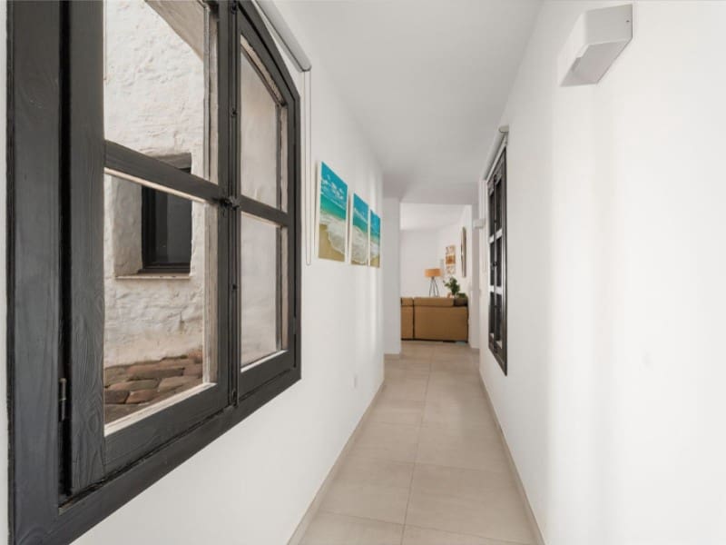 3 slaapkamer Appartement te koop in Puerto Banus - € 750.000 (Ref: 9578723)