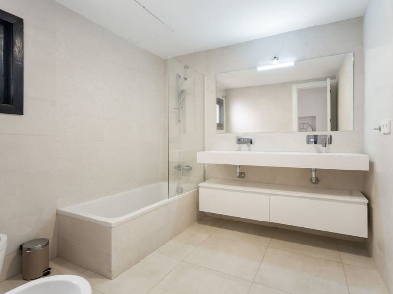 3 slaapkamer Appartement te koop in Puerto Banus - € 750.000 (Ref: 9578723)