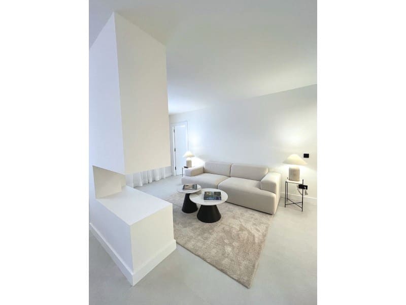 Apartamento de 3 habitaciones en Nueva Andalucia en venta con piscina - 849.000 € (Ref: 9578724)