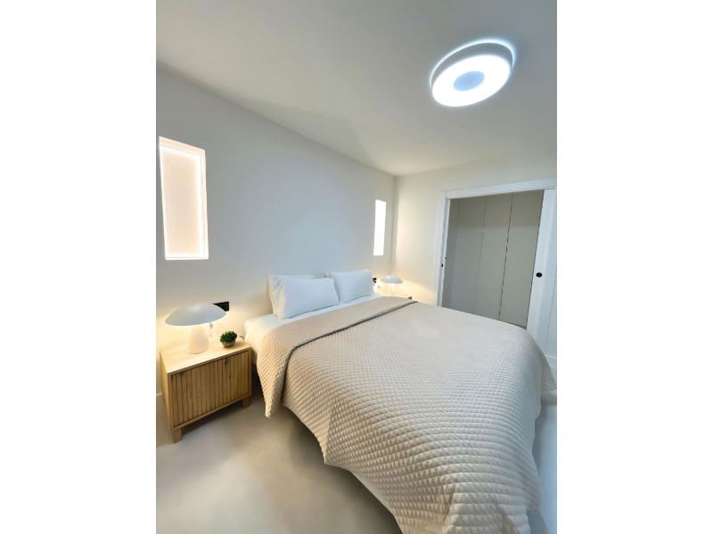 Apartamento de 3 habitaciones en Nueva Andalucia en venta con piscina - 849.000 € (Ref: 9578724)