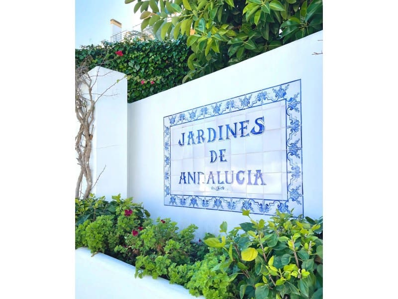 Apartamento de 3 habitaciones en Nueva Andalucia en venta con piscina - 849.000 € (Ref: 9578724)