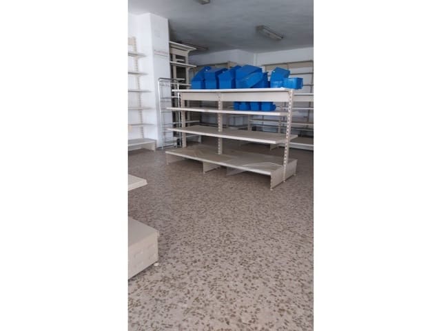 Commercieel te koop in Puerto de Estepona, Estepona - € 1.936.000 (Ref: 9578725)