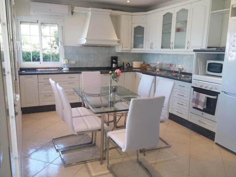 10 soverom Villa til salgs i Las Lagunas de Mijas - € 1 350 000 (Ref: 9578727)