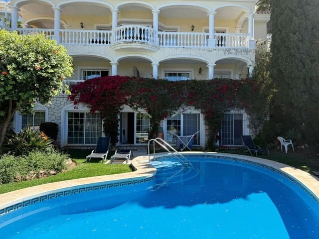 10 bedroom Villa for sale in Centro, Mijas - € 1,350,000 (Ref: 9578727)
