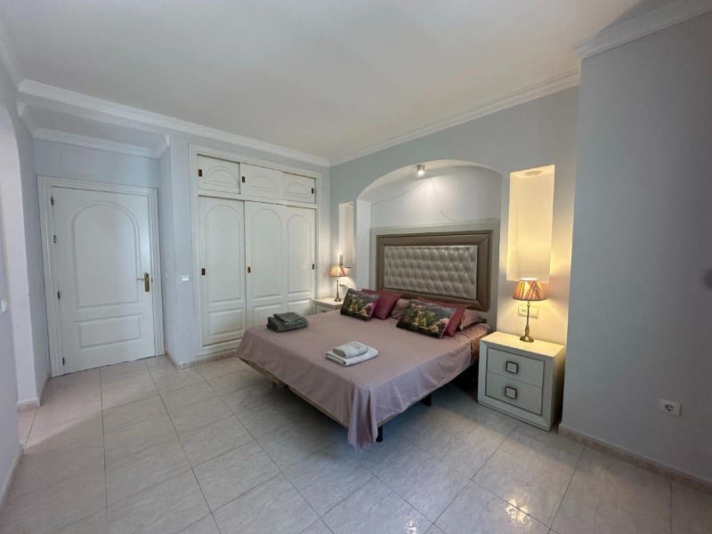 10 soverom Villa til salgs i Las Lagunas de Mijas - € 1 350 000 (Ref: 9578727)