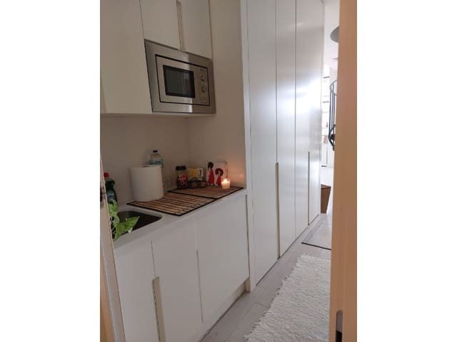 Comercial para venda em Guadalmina Baja, Marbella - 520 000 € (Ref: 9578729)