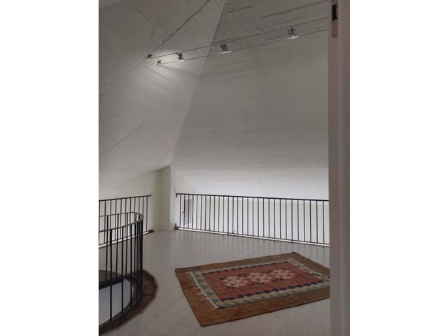 Comercial para venda em Guadalmina Baja, Marbella - 520 000 € (Ref: 9578729)