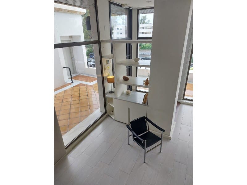 Comercial para venda em San Pedro de Alcantara - 520 000 € (Ref: 9578729)