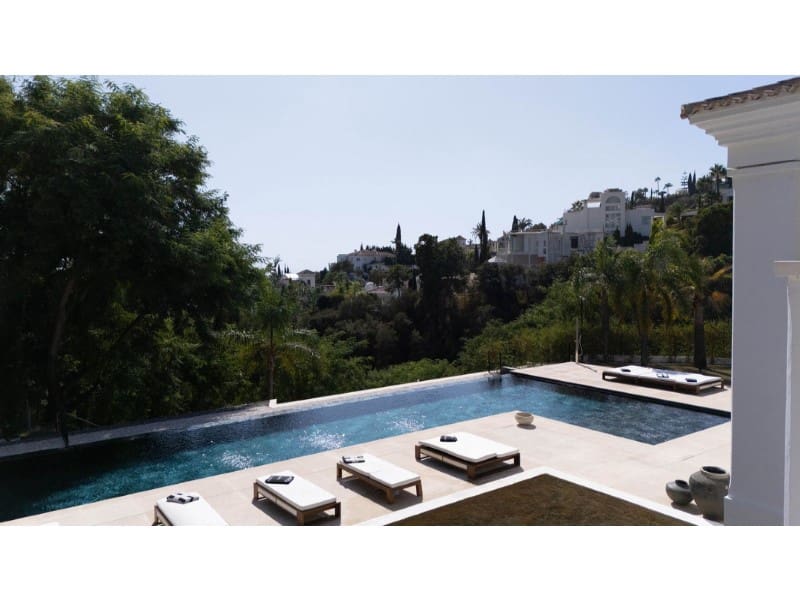 7 soveværelse Villa til salg i La Quinta med swimmingpool garage - € 13.500.000 (Ref: 9578732)