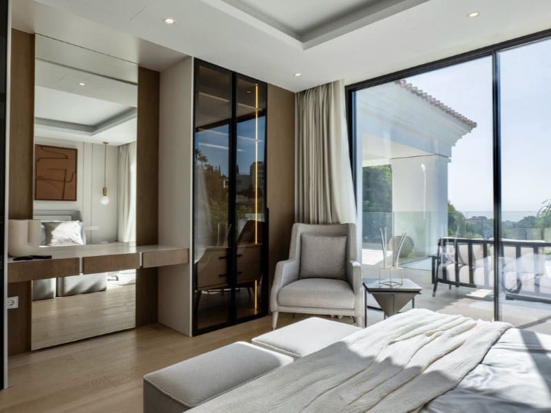 7 soveværelse Villa til salg i La Quinta med swimmingpool garage - € 13.500.000 (Ref: 9578732)