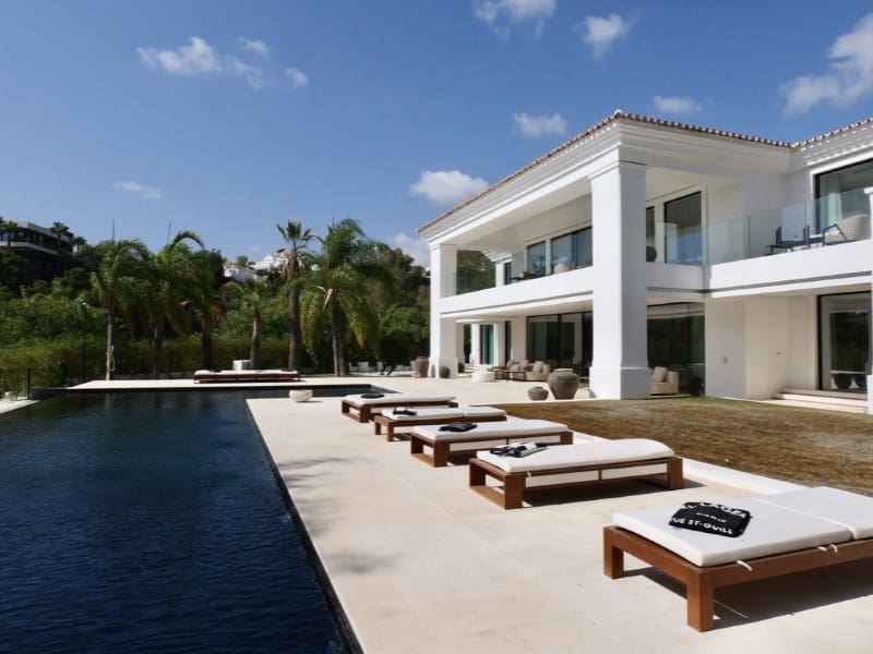 7 soveværelse Villa til salg i La Quinta med swimmingpool garage - € 13.500.000 (Ref: 9578732)