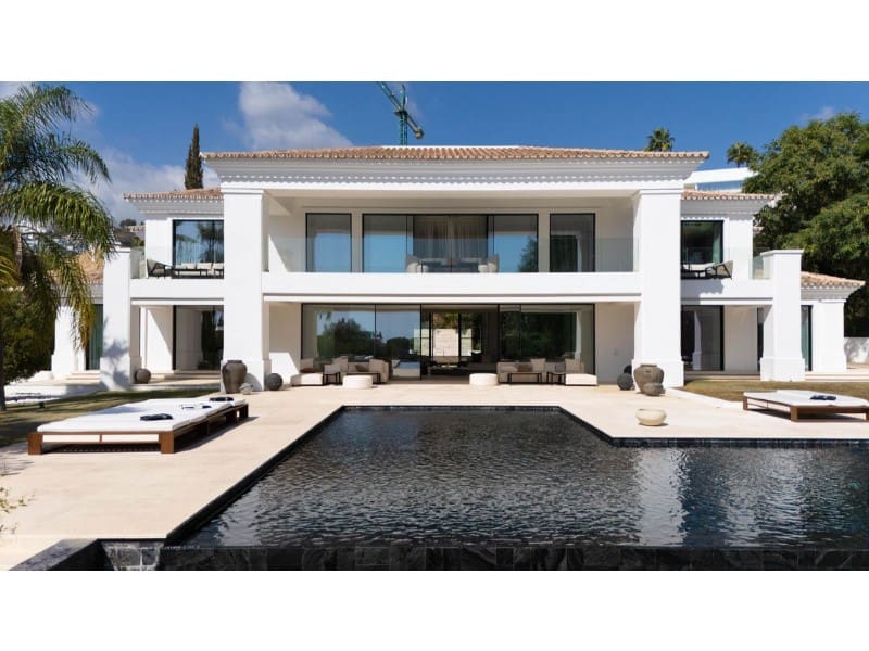 7 soveværelse Villa til salg i La Quinta med swimmingpool garage - € 13.500.000 (Ref: 9578732)