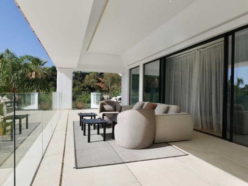 7 soveværelse Villa til salg i La Quinta med swimmingpool garage - € 13.500.000 (Ref: 9578732)