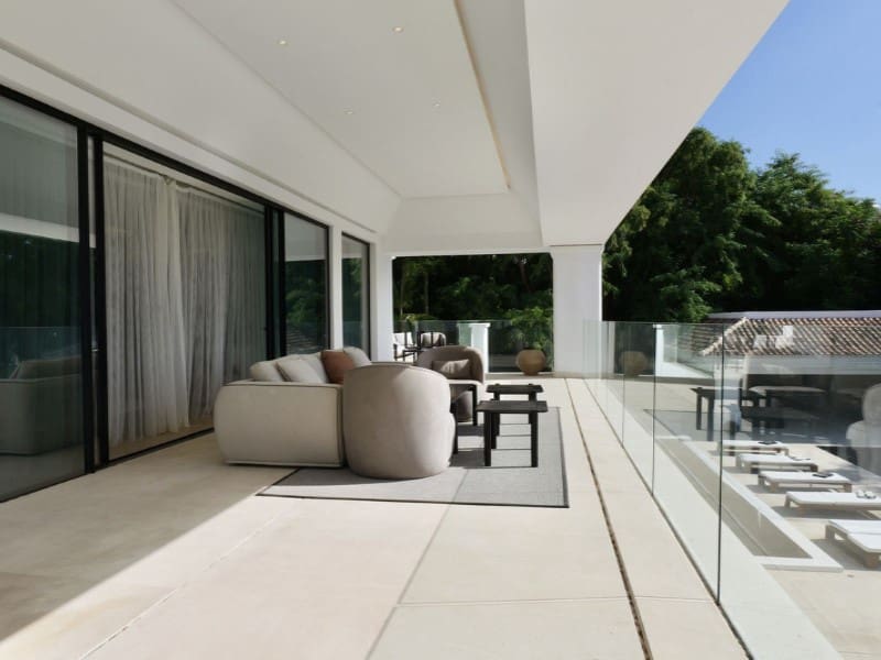 7 soveværelse Villa til salg i La Quinta med swimmingpool garage - € 13.500.000 (Ref: 9578732)