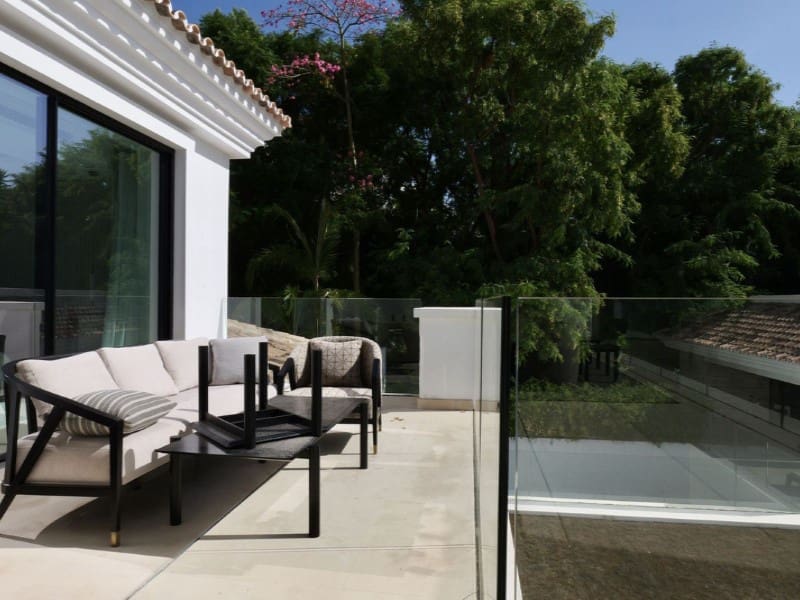 7 soveværelse Villa til salg i La Quinta med swimmingpool garage - € 13.500.000 (Ref: 9578732)