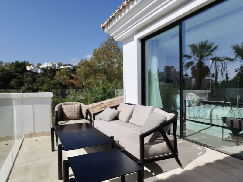 7 soveværelse Villa til salg i La Quinta med swimmingpool garage - € 13.500.000 (Ref: 9578732)