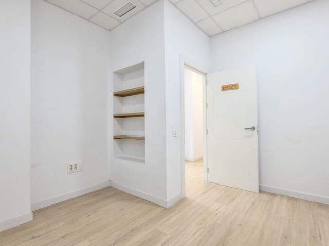 Gewerbe zu verkaufen in Los Árboles, Mijas - 590.000 € (Ref: 9578733)