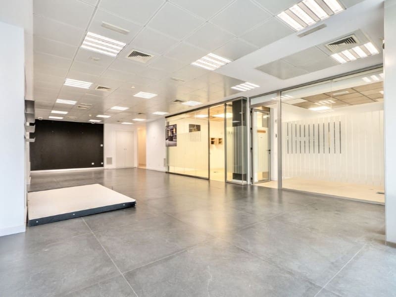 Kommersiell till salu i Las Lagunas de Mijas - 590 000 € (Ref: 9578733)