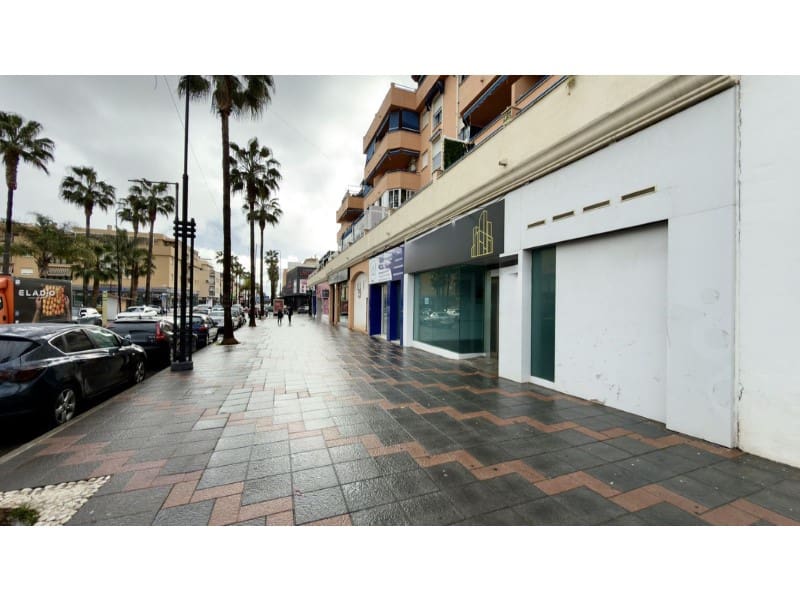 Kommersiell till salu i Las Lagunas de Mijas - 590 000 € (Ref: 9578733)