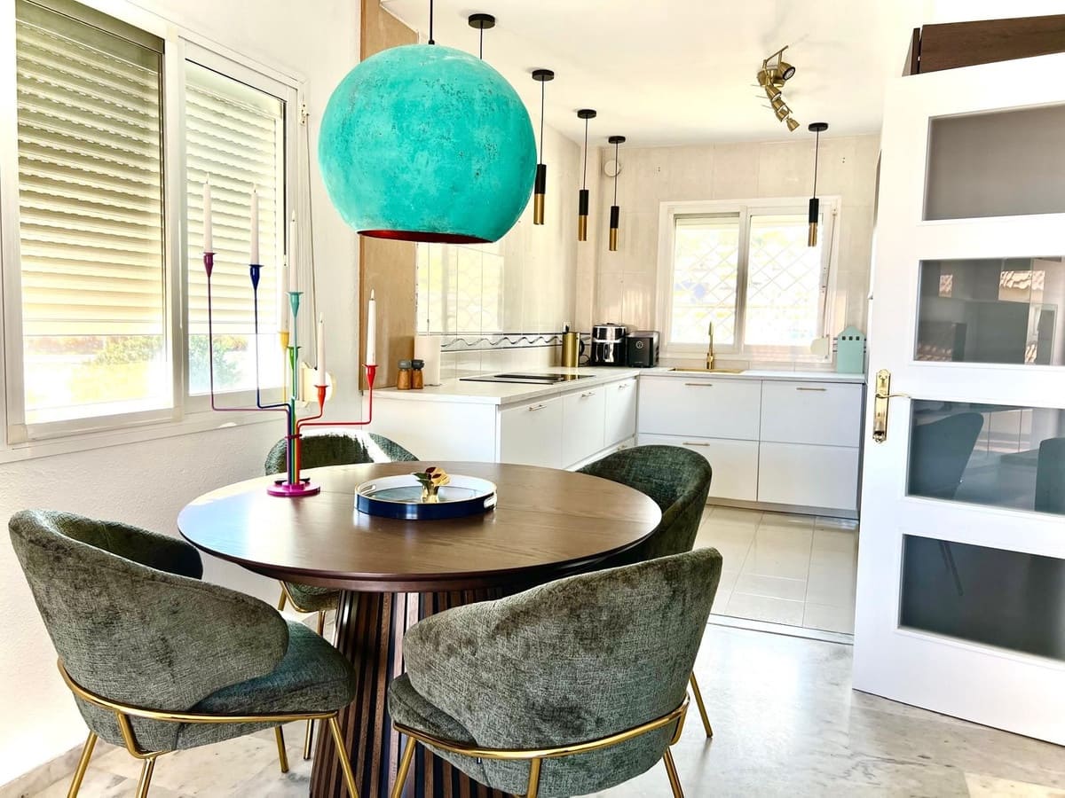 3 soverom Hus til salgs i Benalmadena med svømmebasseng garasje - € 389 000 (Ref: 9417377)