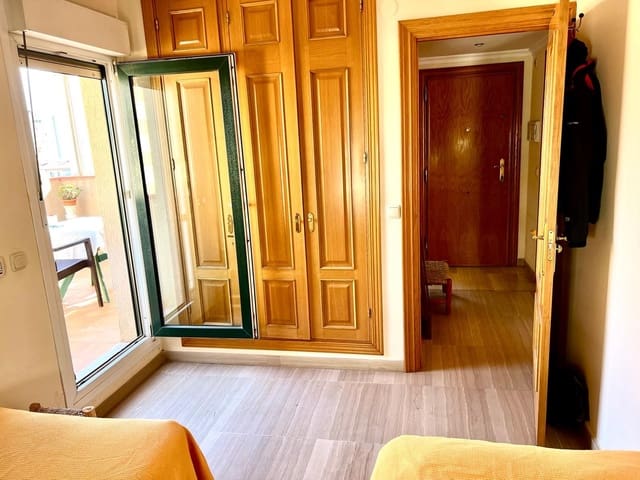 1 quarto Apartamento para venda em Fuengirola - 285 000 € (Ref: 9417378)