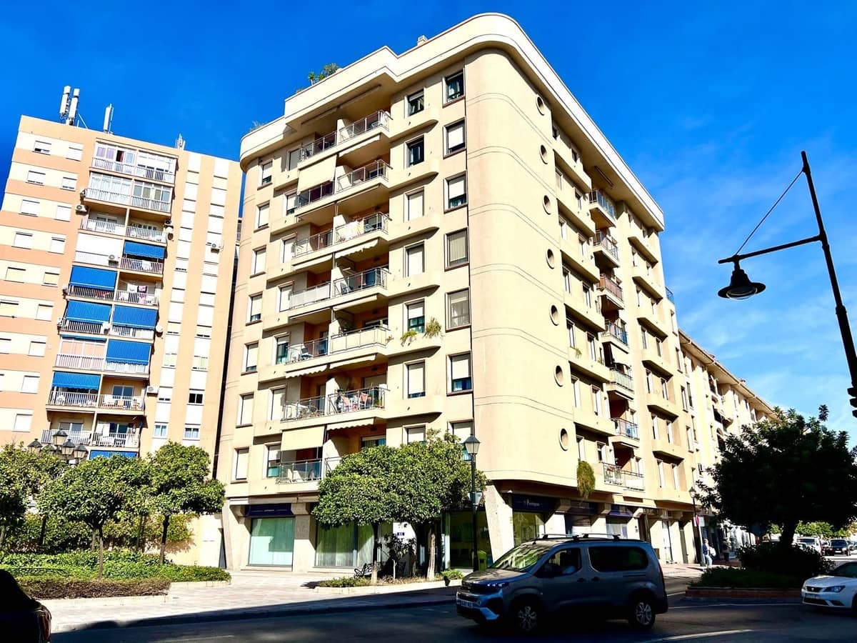 1 quarto Apartamento para venda em Fuengirola - 285 000 € (Ref: 9417378)