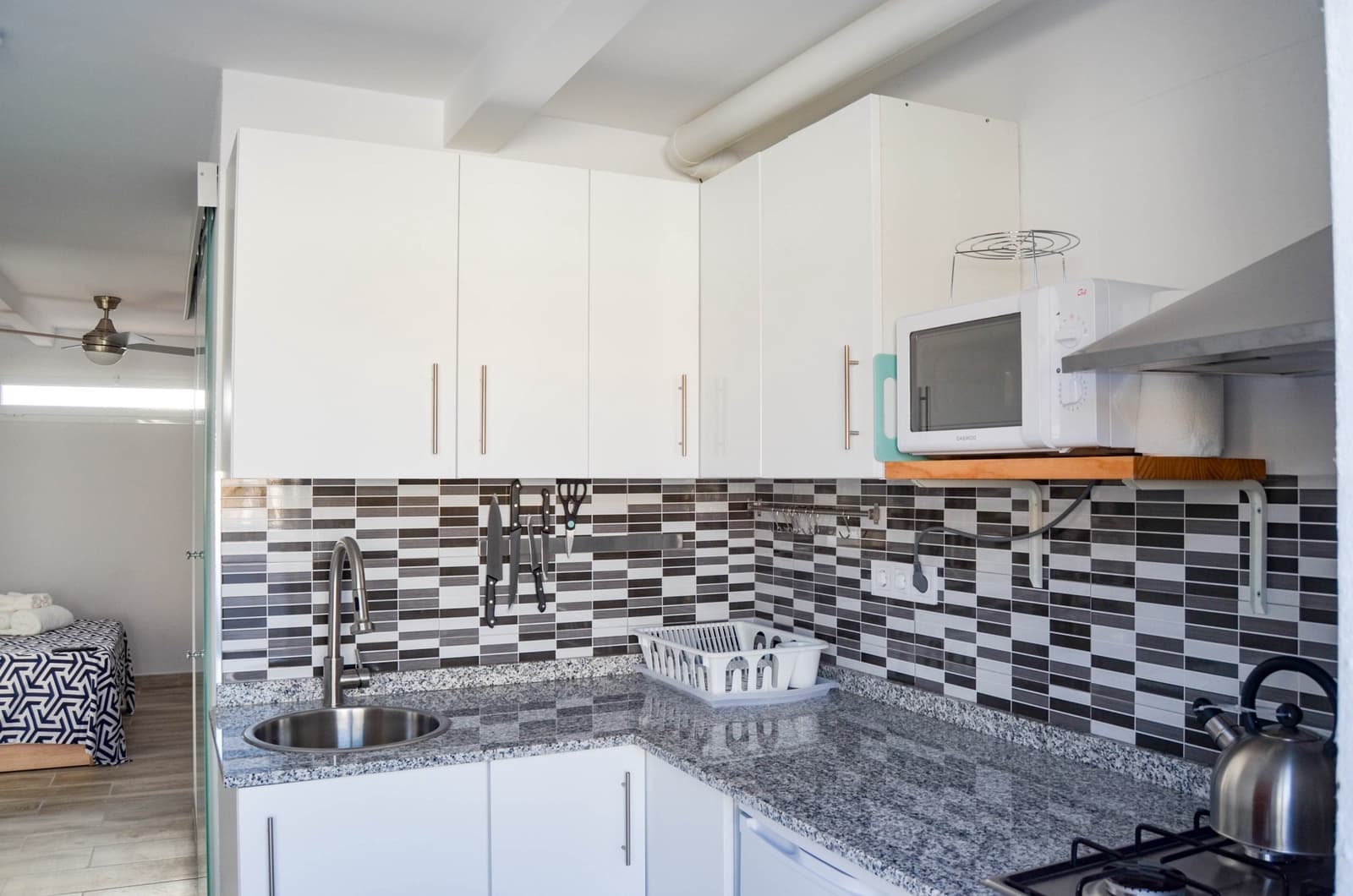 4 Zimmer Apartment zu verkaufen in Estepona - 350.000 € (Ref: 10021929)