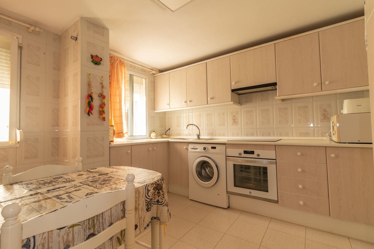 3 soveværelse Lejlighed til salg i Estepona - € 550.000 (Ref: 10100760)